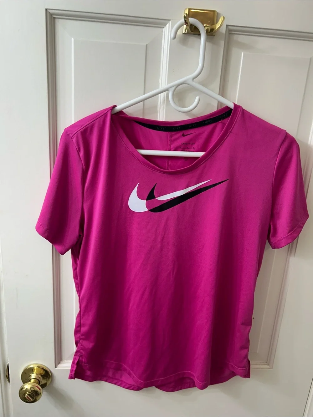 Nike Women's Short Sleeve Training Tee - Bright Pink with White/Black Swoosh